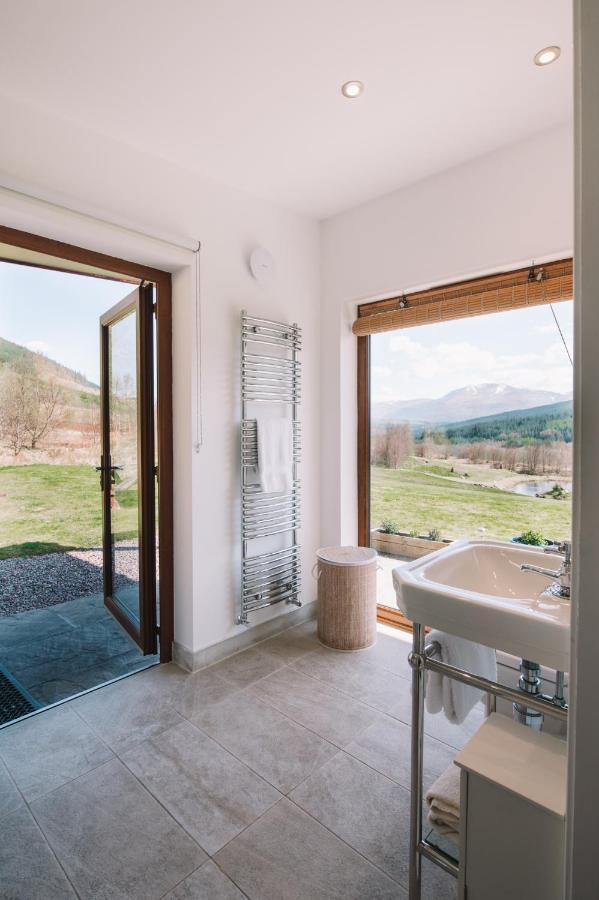Frances' Sketch Pad With Hot Tub Appartement Fort William Buitenkant foto